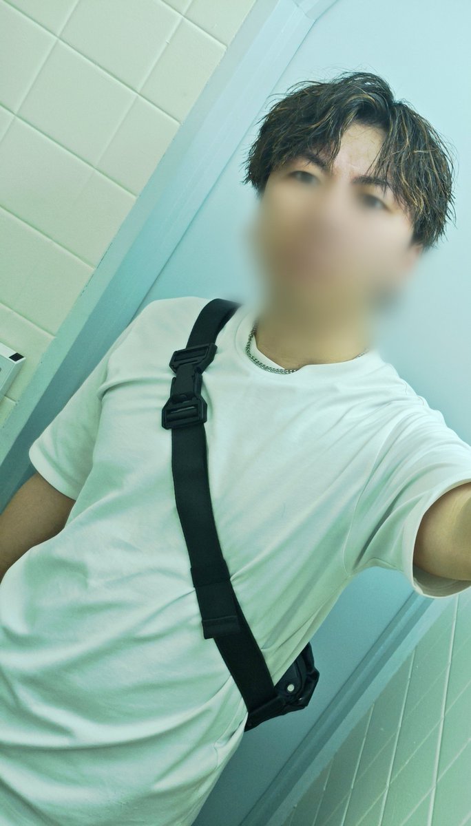 xnoshiba's tweet photo. 髪切って久しぶりに上げてもらった✂️ https://t.co/MIlxkFHhJn