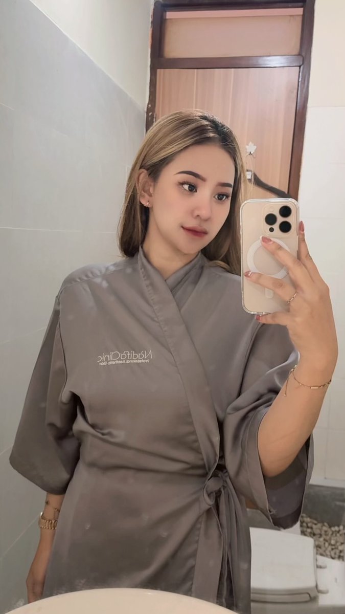 Miguelfna's tweet photo. Oliv open inc&amp;out ya baby 💌
Boking di bio 💋 

#bobatam #availbatam #openbobatam https://t.co/yA48uk01tS
