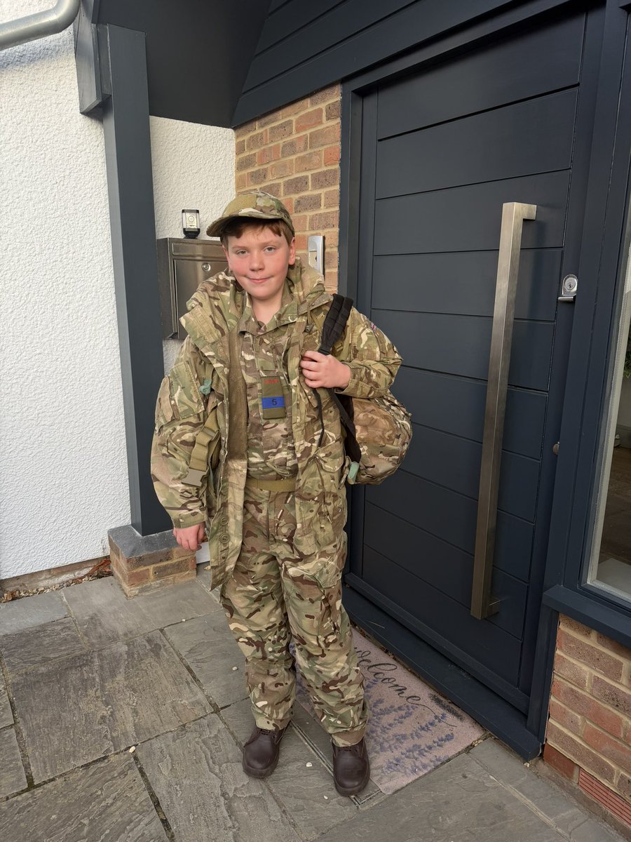 oracleapollo's tweet photo. Ready for his training weekend #abingdonschool #ccf https://t.co/8dqgChlmNl