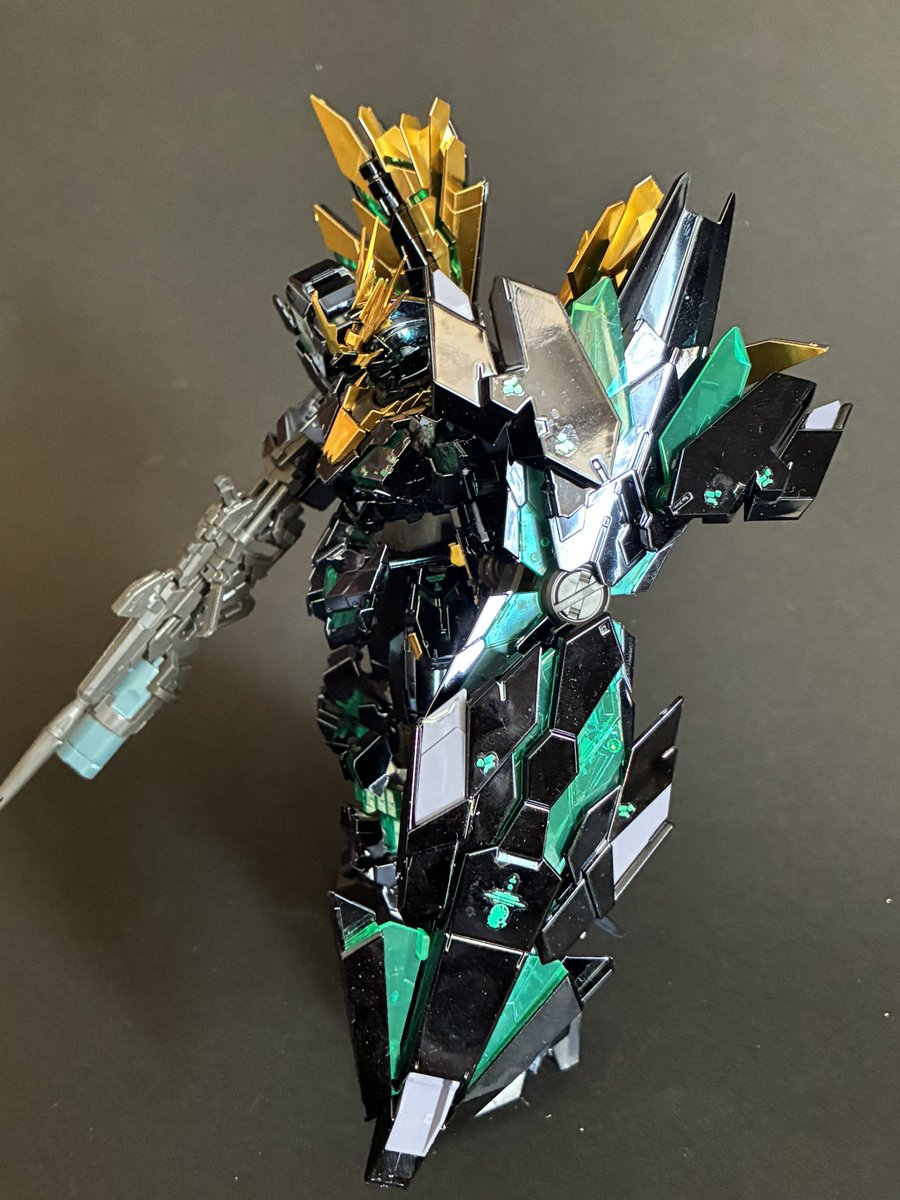 tongfarr_d's tweet photo. RGバンシィ・ノルン最終決戦仕様スペシャルコーティング、完成です！　#ガンプラ　#ガンプラ好きと繋がりたい　#ガンプラの画像貼るとRTされると聞いて　スレッドに上げていきます！ https://t.co/riNFSN8AOp