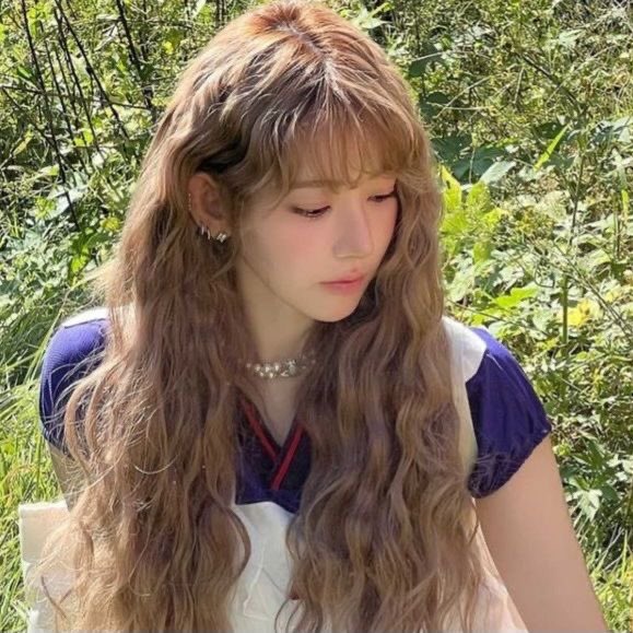 zizzllit's tweet photo. bring back brown haired sakura https://t.co/POhk0QuMf2