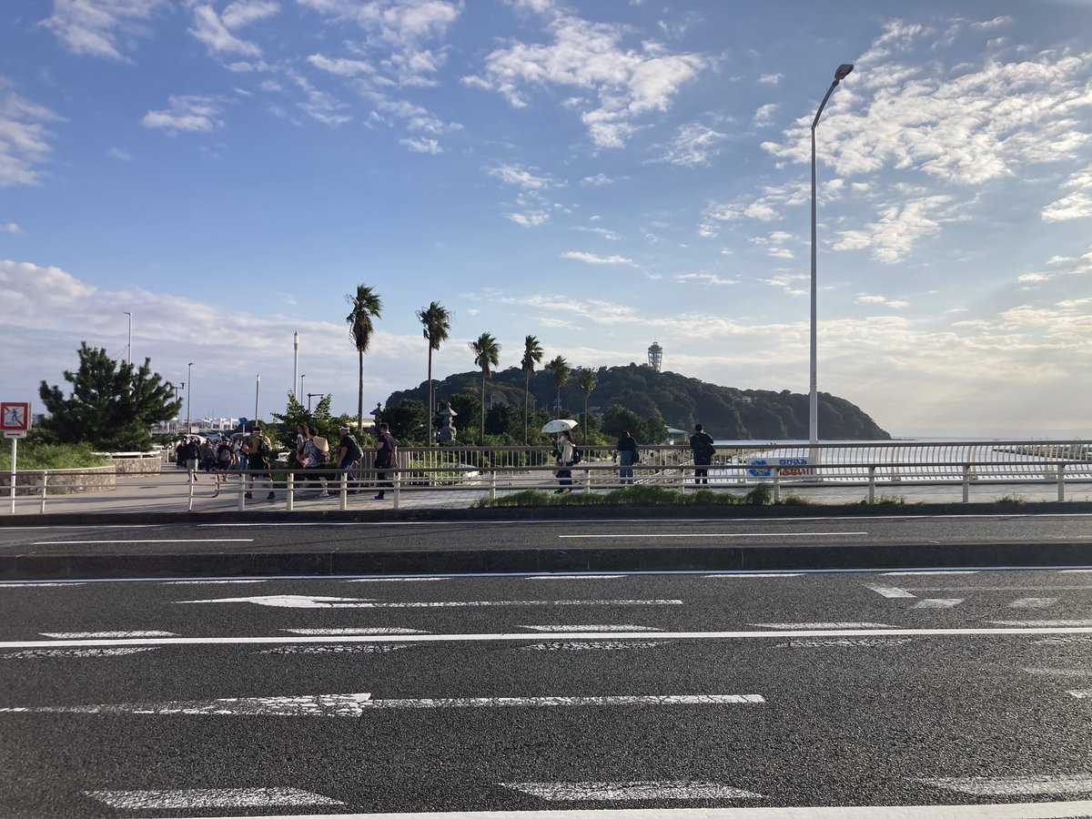 hikiten's tweet photo. 思いっきり江ノ島の付け根の近くでした。 https://t.co/xGgk2LPDJW