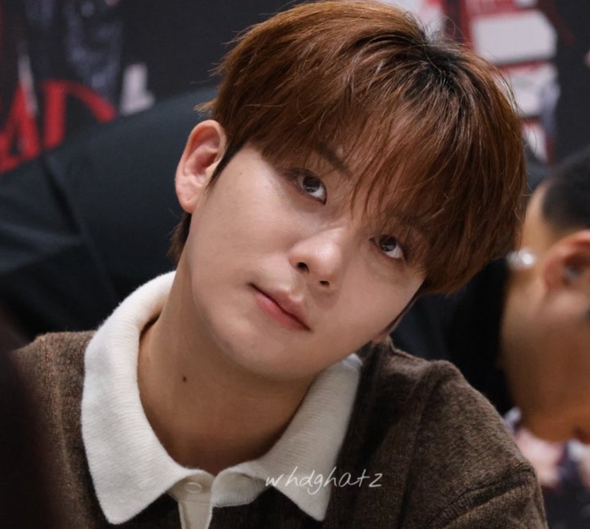 jhs_rev's tweet photo. he looks exactly like a bear 😞 I can’t believe he doesn't like his round face https://t.co/drfmiKDM0w