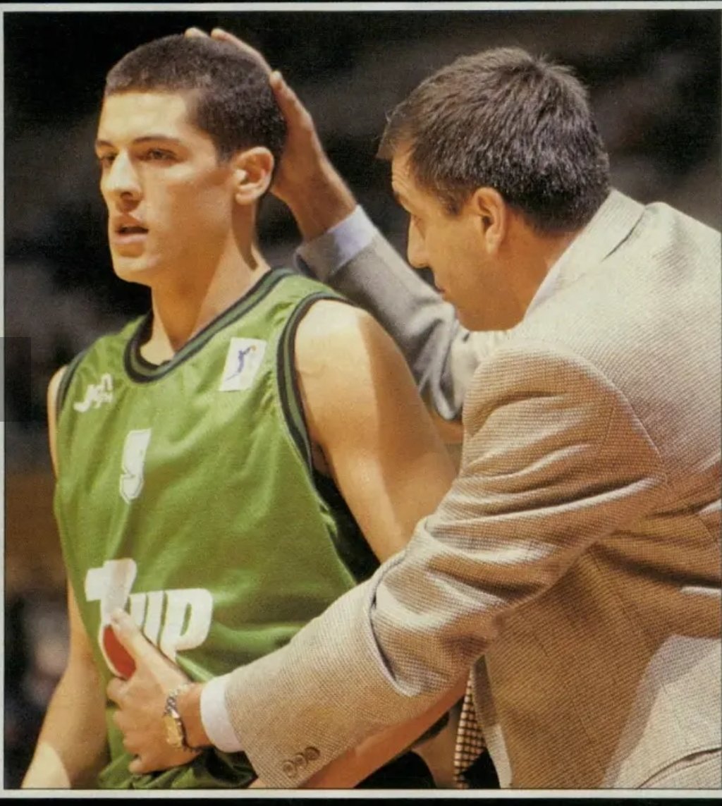 javibalmaseda1's tweet photo. ✏️ ENTREVISTA A IVÁN CORRALES.
➡️ "Obradovic sabía preparar las citas importantes. En Tel Aviv hicimos cosas que eran para flipar".
✅ Las anécdotas más salvajes y desconocidas de Obradovic: "No sé cómo me cogió, pero me dejó medio ahogado". Y mucho + 👇👇
https://t.co/5eM5EzxAkJ https://t.co/IxYDJfvt6a
