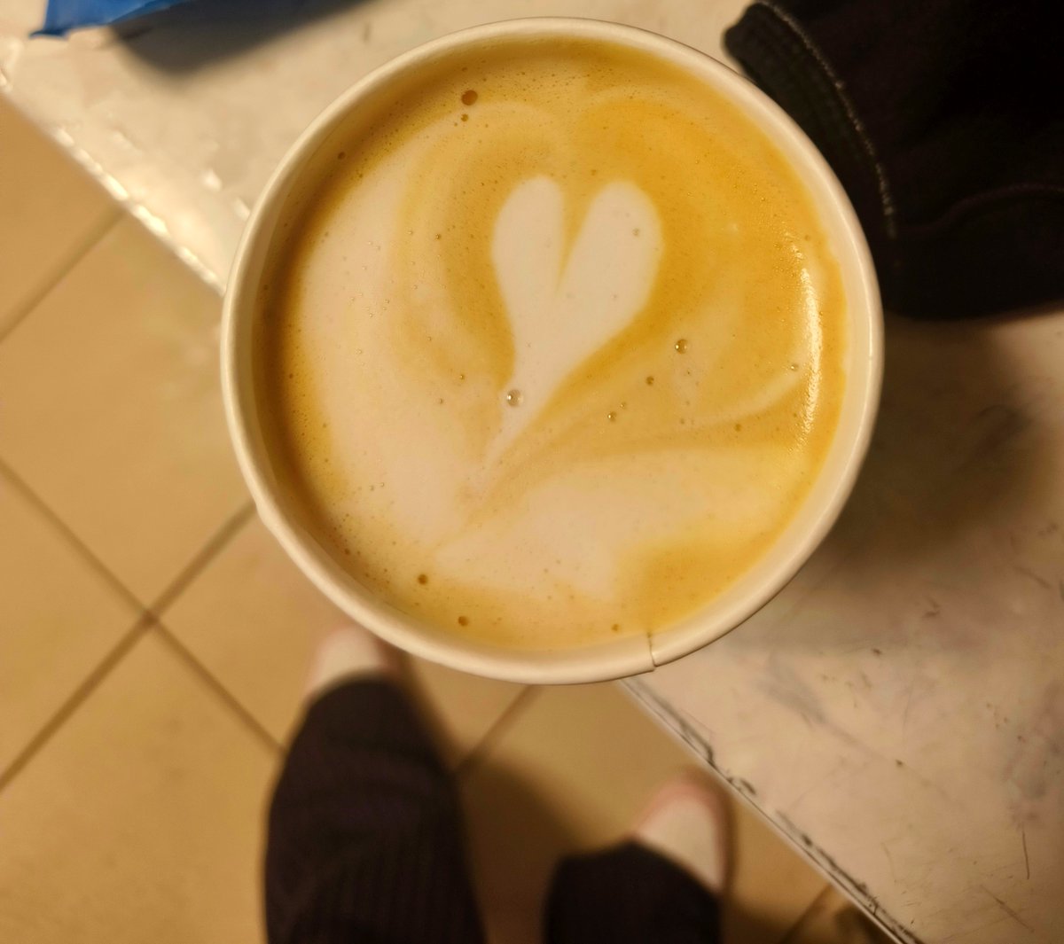 KittyyCattt10's tweet photo. Amınoğlu barista https://t.co/5hY8BkSw5c