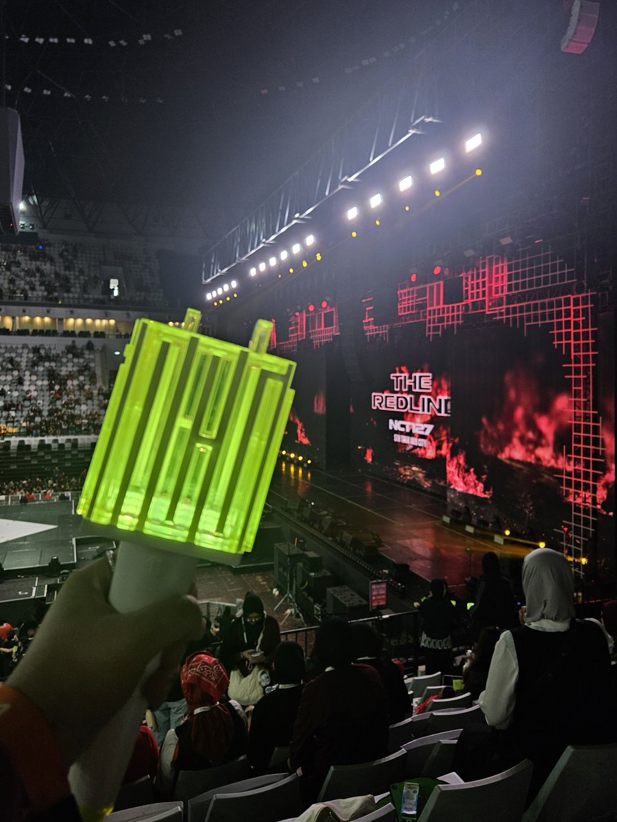 fall___ing's tweet photo. REDLINE! I'M READY! ❤️‍🔥❤️‍🔥

#NCT127_5TH_NEOCITY_THE_REDLINE
#THE_REDLINEinJakarta https://t.co/irLq5YFetF