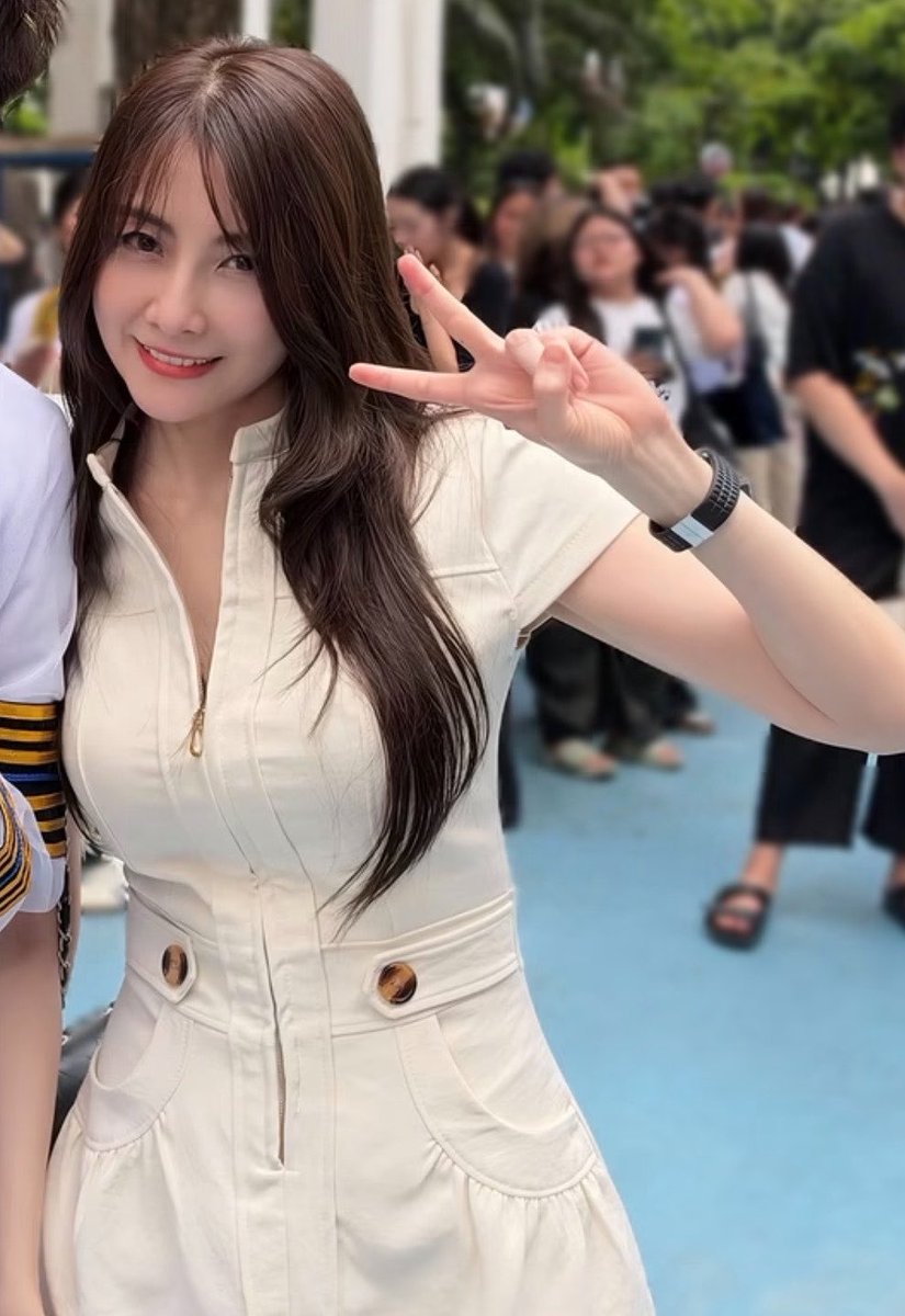 purinokoro's tweet photo. คือแม่แอนนี่สวยมากจริงๆ เข้าใจพ่อเอกทุกอย่าง https://t.co/ZGPZU5QLX9
