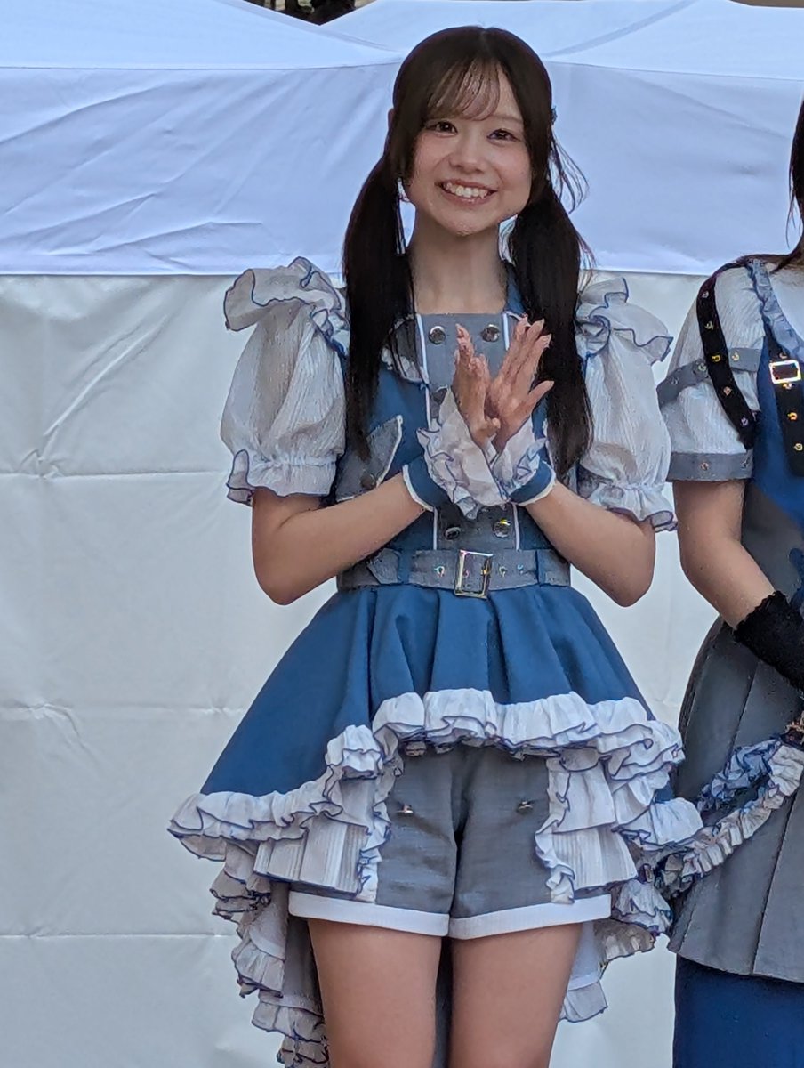 kiyopiko96's tweet photo. しずおか大好きLIVEでBNSIみたあとにしずおか大好きまつりのマジックショー見た！CYNHN目当てだけどマジックショーってすごいね、普通に驚いた
あと広瀬みのりちゃん終始ニコニコしててかわいかった🫶
#CYNHN
#しずおか大好きまつり
#広瀬みのり https://t.co/CmV5mubNbw