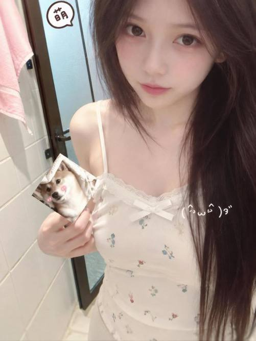 sandra98tu3's tweet photo. 第一次玩推 请问有人是真人吗 我想发照片。请不要机器人为什么非要加微信啊？ 加qq不可以吗   加的留言1 https://t.co/RulPIlBrLb