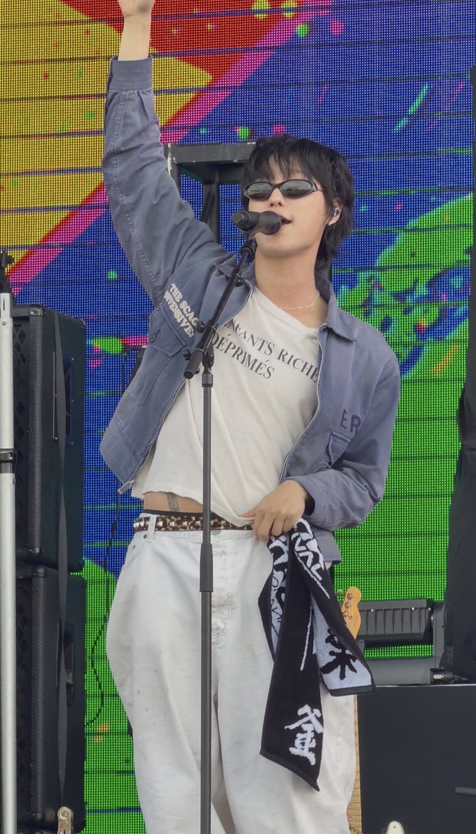 BeaniverseYoun2's tweet photo. 🚨SPOILER  ALERT⚠️

ซย.บอกว่าจะปล่อยซิงเกิ้ล 🤟ร็อคแอนด์โรล🎸 มันส์ ๆ ค่ะ

03.10.2026 BUSAN ROCK FESTIVAL
#Archive1 #WOODZ #우즈 #조승연 https://t.co/6rTt4Ftyxd