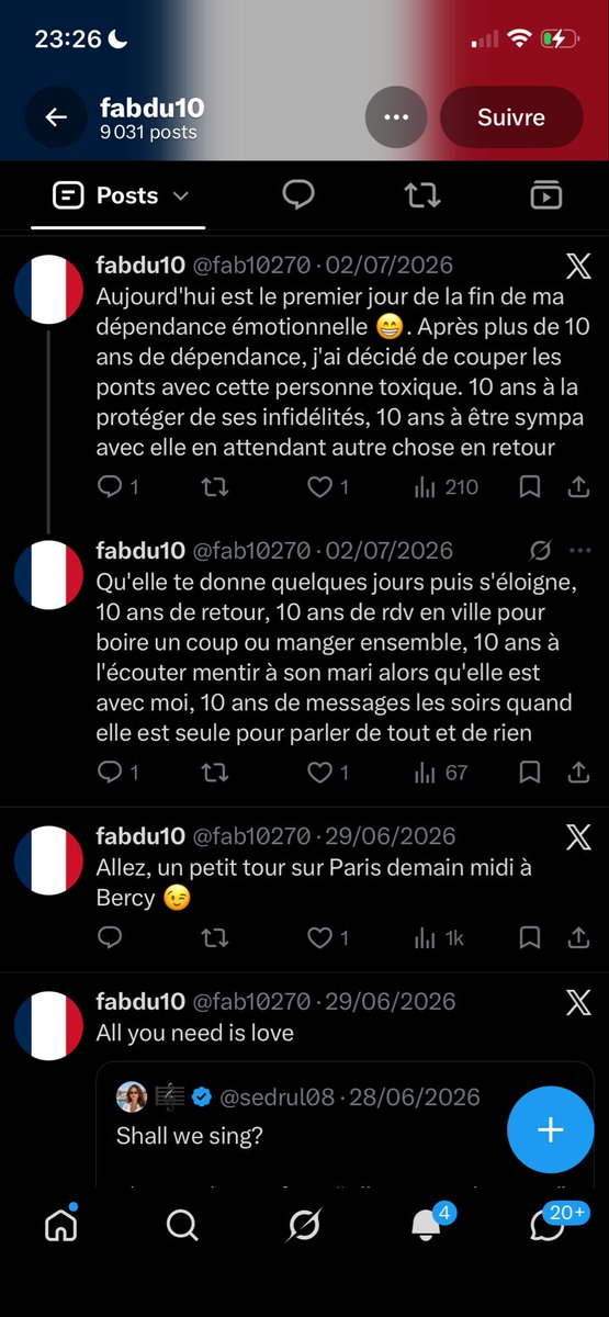 Akashilerouge's tweet photo. On commence à être nombreux par la, notre ami de Fab semble avoir une grosse peine de cœur avec une femme qui semble être aussi être gendarme qu'il surnomme "la souris".
Vu le nombre de passion chez les flics qui finissent en homicide suicide faudrait surveiller aussi https://t.co/79AnTI89NC