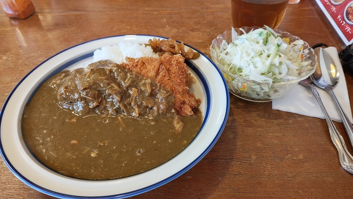 evd3de's tweet photo. 大島で一生カレー🍛 https://t.co/IfeNorZWaT