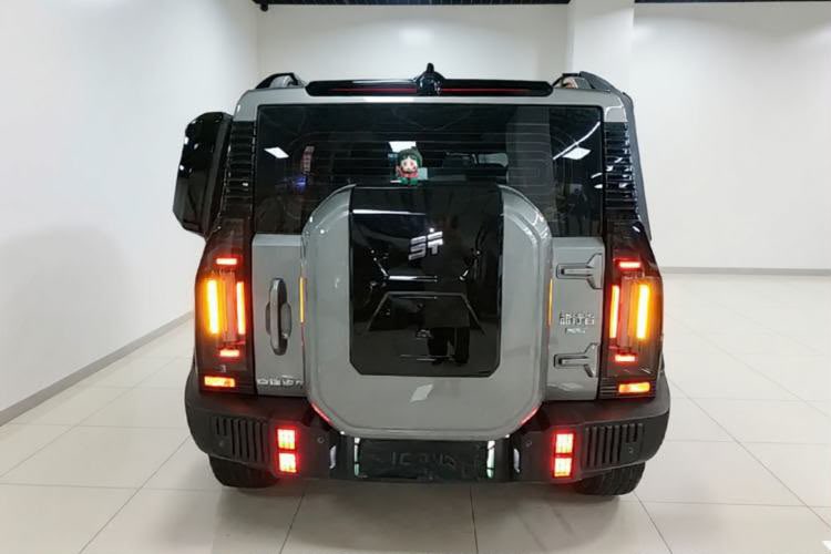 EdwinAmoako4's tweet photo. 2024 Jetour T2 
Hybrid (Petrol and electric)
5-Seater
Cost and shipping to Tema (CIF): 345,000 cedis https://t.co/JsUCWQhmz1