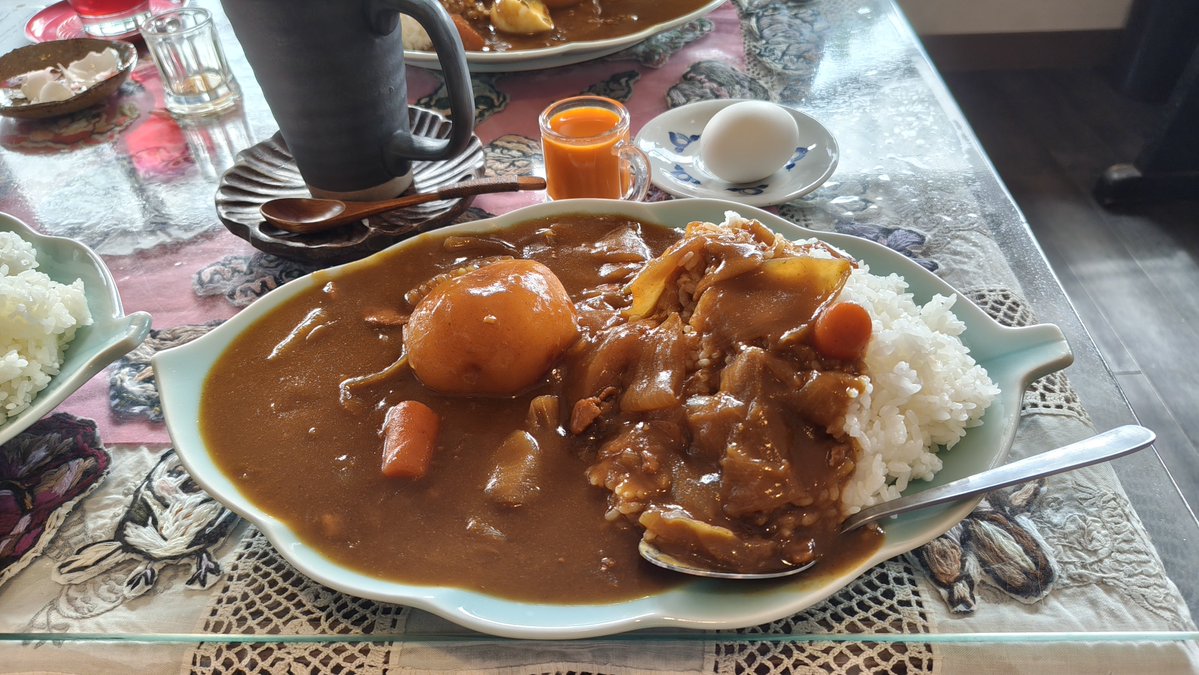 evd3de's tweet photo. 大島で一生カレー🍛 https://t.co/IfeNorZWaT