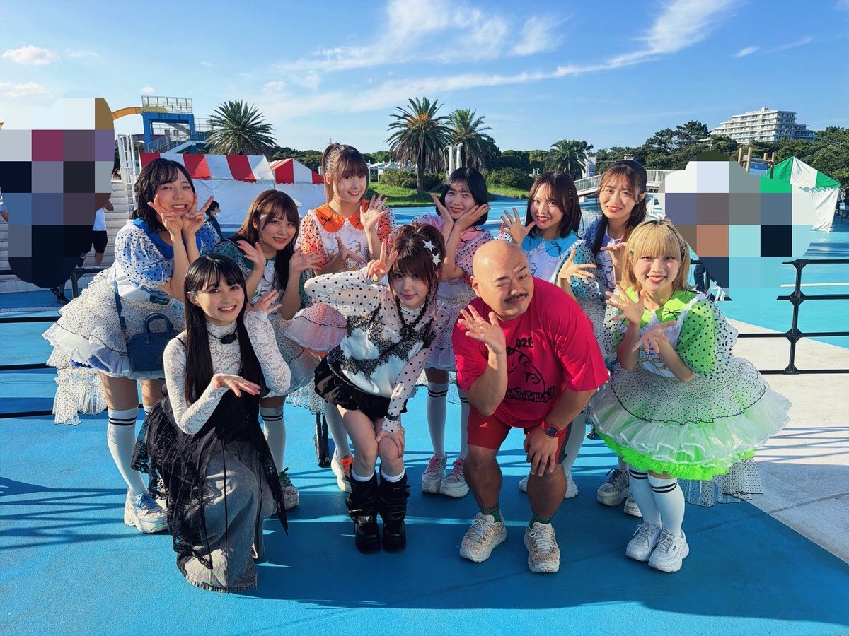 uug2_kajishima's tweet photo. クロちゃんとねえさん...🫶
お会いできました🔥🔥🔥

うぅぅ😭😭嬉しすぎました
新メンバーもご挨拶させていただけました！！！！

読んでいただきありがとうございます😭
お写真もありがとうございました😭😭
#クロフェス2026
#ときめきファンファーレ
#にきちゃん https://t.co/0eB9pJWVag