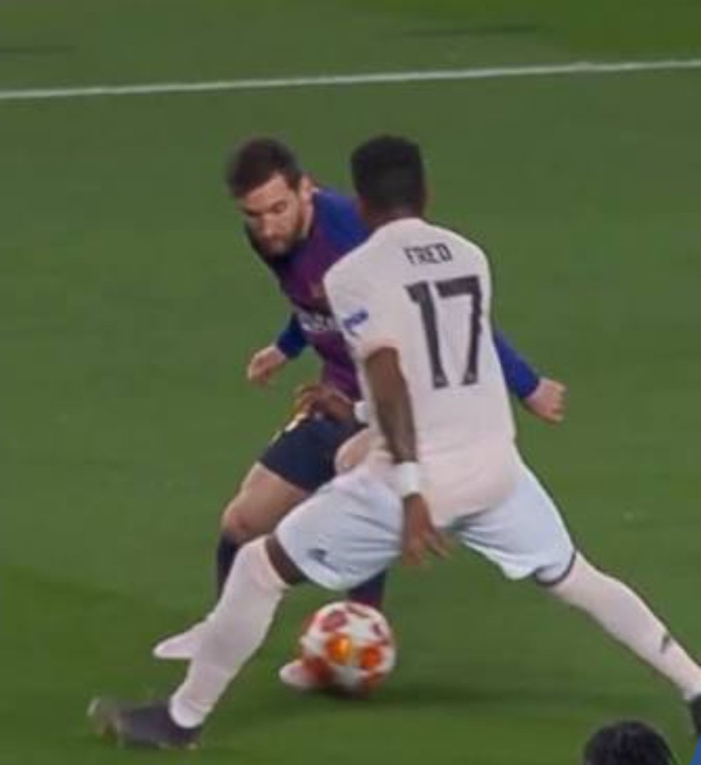 BarcaWorldwide's tweet photo. Which player impressed you the most?

Fred🗣️: "Messi, forget it, forget it completely, genius brother, something beyond imagination. It's impossible, impossible, impossible.

I remember there was a match where I said: Man, we're playing against Barcelona. And I told the players: I just don't want to end up in Instagram photos, man, I don't want Messi to pass the ball between my legs.

Then we went to the match, and there he was... boom! He passes the ball between my legs and scores the goal. So I said: You son of a ****, man!

I became the scapegoat. Man, there's no one like him, it's impossible."