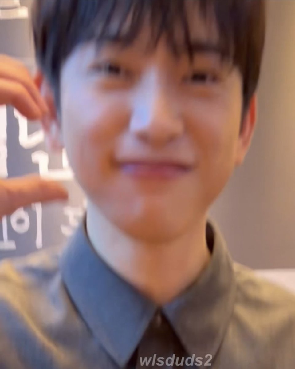 pjyfile's tweet photo. 🍑🫶 https://t.co/mN8iGZG4RU