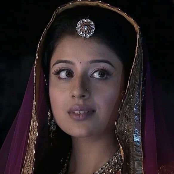 leafless0's tweet photo. She looked stunning as Jodha. She embodies elegance and grace. https://t.co/C8oqJHfpSM
