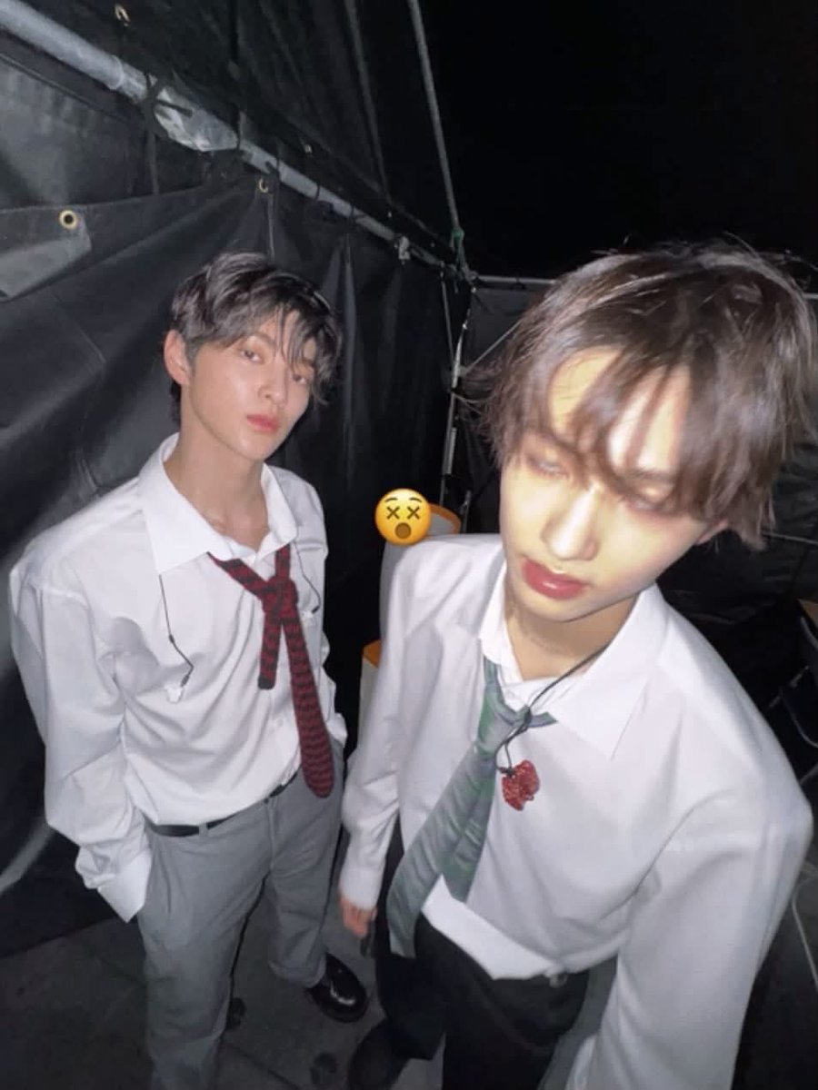 hyeoncomesfirst's tweet photo. Hyeonie posting these pics with Keonho on national bf day both last year and this year btw. https://t.co/ECqEr59mZl