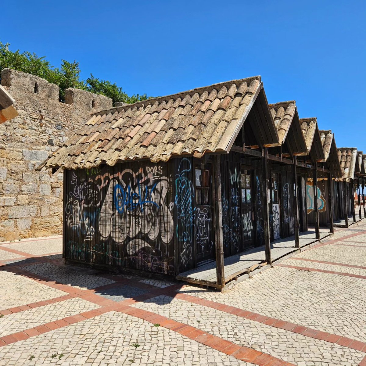summerlack15's tweet photo. August 14 in Faro’s old town. https://t.co/UEBlklDoIv