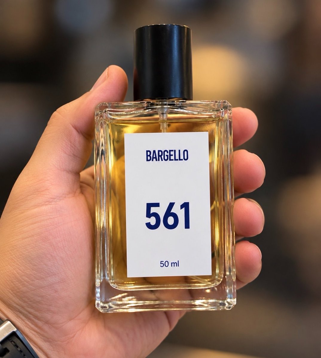 muhtesemgiyim's tweet photo. 561’i kullanan baylar bilir, bargello’nun en çok satan parfümüdür. Soldaki 22 bin TL’lik Creed Aventus’un muadilidir. Gücü yetmeyen sağdakini kapsın. https://t.co/73i9FxvOIk