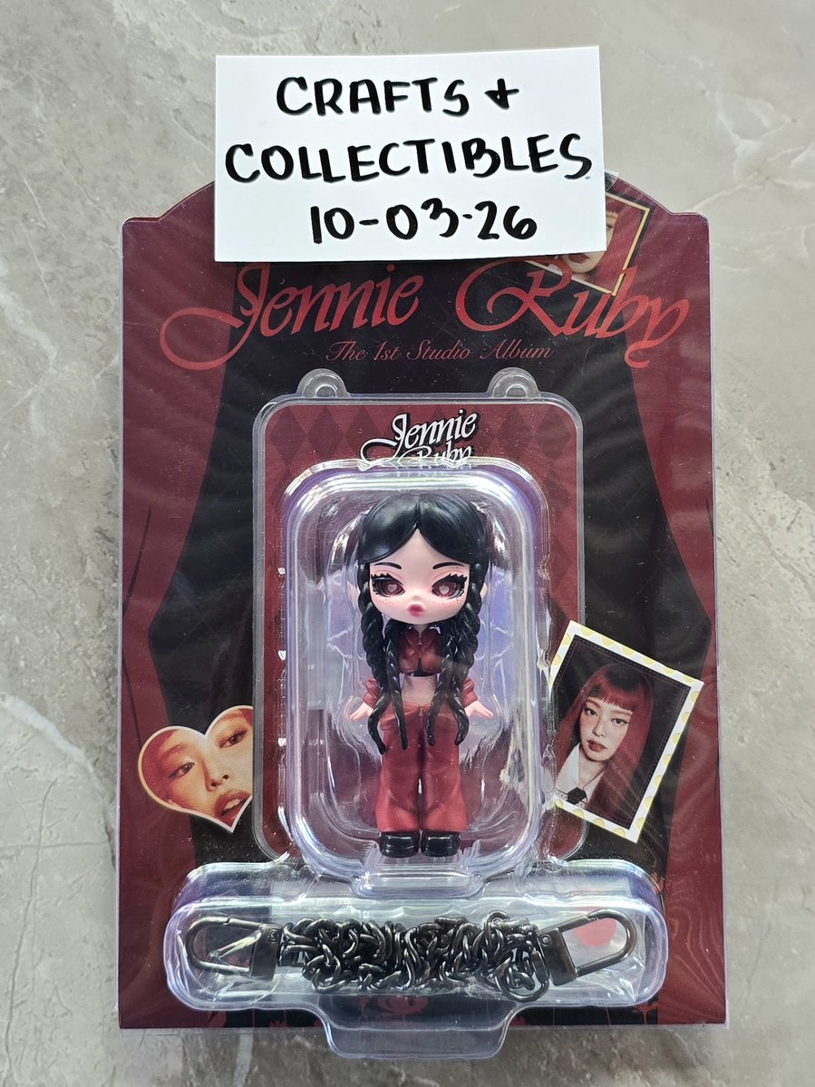 CraftsDailyPh's tweet photo. wts lfb JENNIE x MINISO

(1) 3D Bag charm - red hair
(1) 3D Bag charm - black hair

— Sealed
— On hand, ready to ship
— 💯 Authentic. 
— Shipping at your own expense.
— J&amp;T Express <📍Pangasinan>
— Pay as you order.

❌️ over sensitive buyer

#JENNIE #MINISO https://t.co/J0ZBPuHSoO