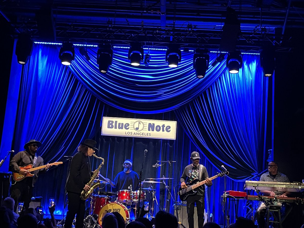 boneyjames's tweet photo. Thanks Los Angeles for a wonderful evening celebrating the release of my new cd A Simple Man! @bluenotelosangeles https://t.co/ya1dKBSjTi