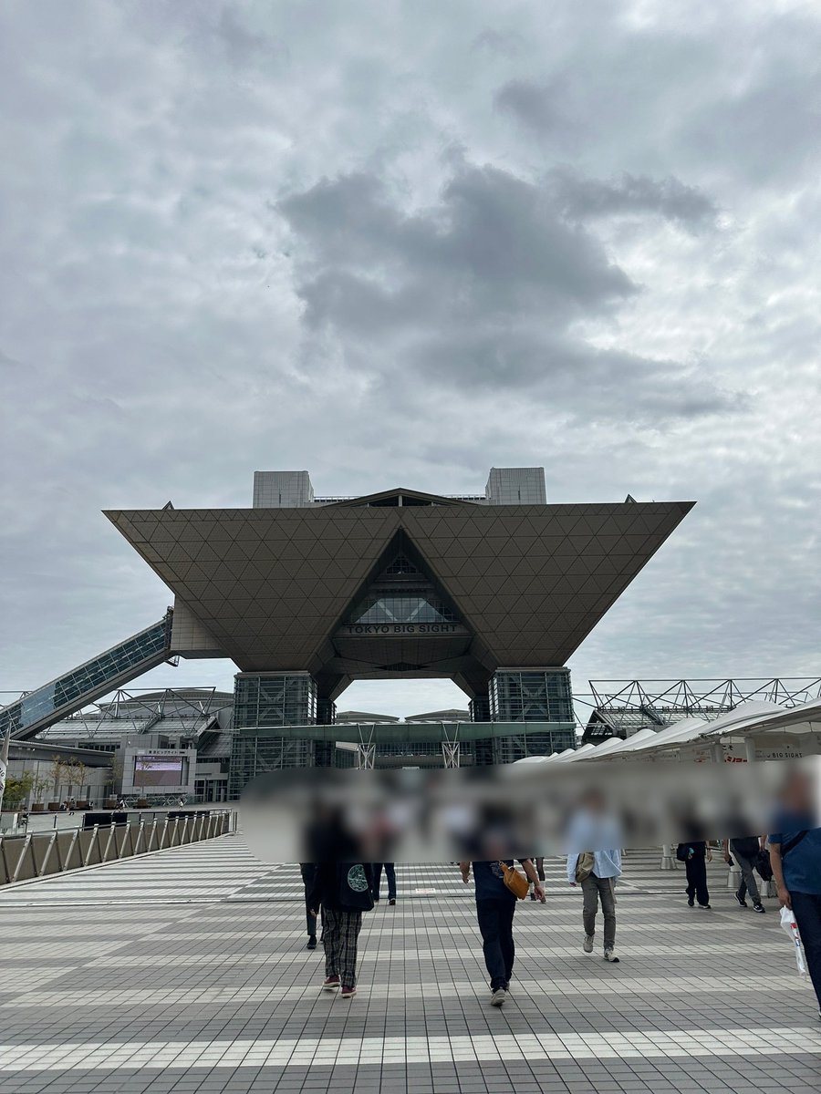 mkk8smrn's tweet photo. 東京ビッグサイト何気に初めてでした https://t.co/FMTMZkpqnO