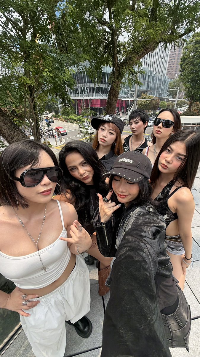 officialxonara's tweet photo. SG.ᐟ 🇸🇬

We’re opening the show for Music Is Universal at Music Matters 2026 tomorrow, 4:05 PM at Clarke Quay.ᐟ ❤️‍🔥

We can’t wait to see you there.ᐟ 

#XONARA
#MusicIsUniversal
#MusicMatters2026 https://t.co/ruRhqBI5FV