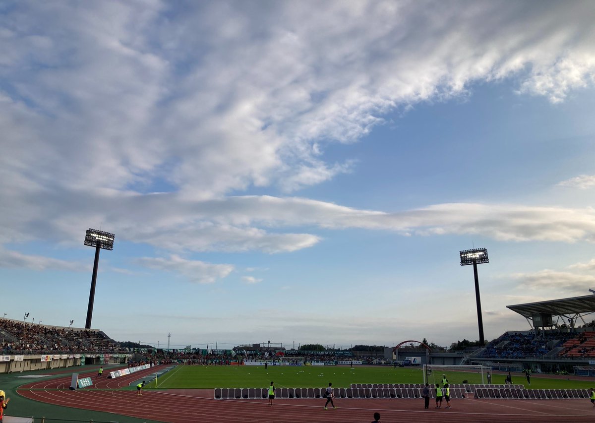 c_script0102's tweet photo. 今日は地元でサッカー観る😊 https://t.co/r6wSPj93pT
