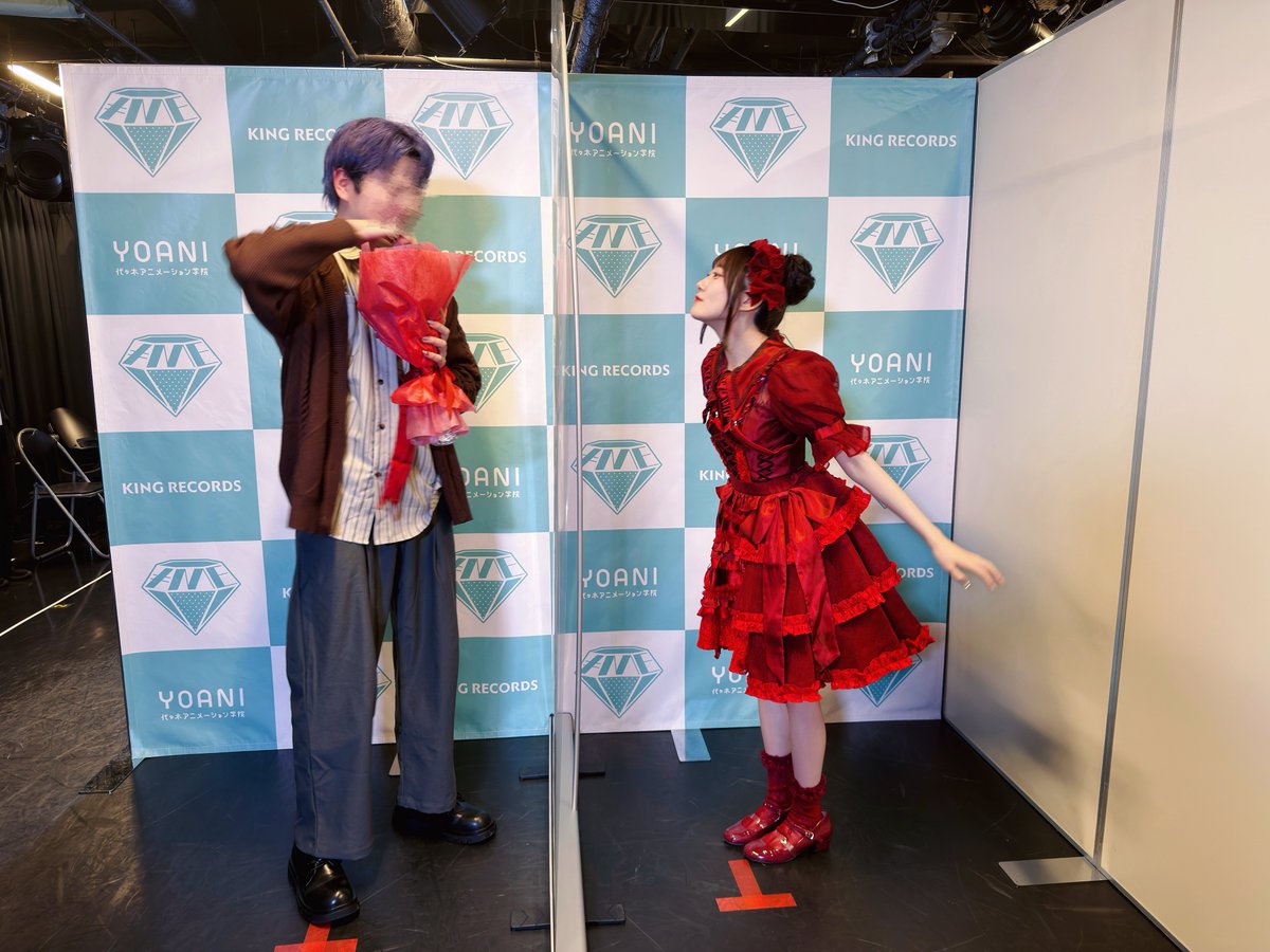 Vfx_Meguri's tweet photo. まさかお花から出てきたのがふぁむてんだったとは🤣

@honda_miyuki_ 

#聞いて聞いておみるちゃん
#本田珠由記 
#ノイミー個別撮影会 https://t.co/Tb6ZUiqAWs
