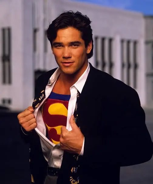 raptorsworld's tweet photo. The Superman of our childhood has conferred #CaptainSmitMachchar as a Hero. Win. 🔥 https://t.co/pzSNvw6Wog