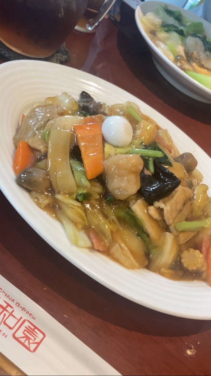 grinSeiShonagon's tweet photo. お昼は法曹会館でと思いましたが
時間が合わず
霞ヶ関コモンゲートの頤和園へ
ここは間違いない！！ https://t.co/D5nBaTU8R5