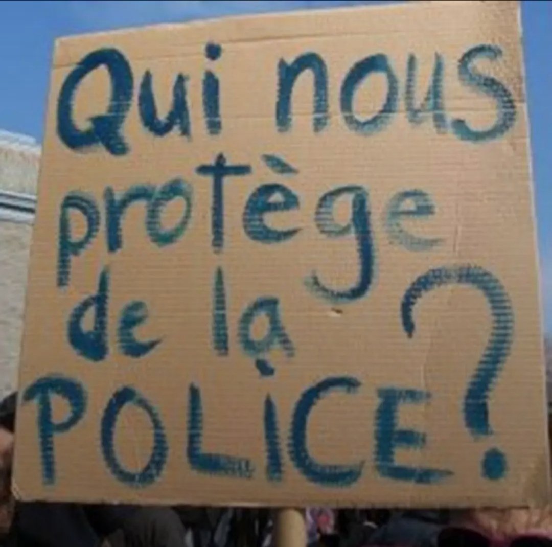Contrelacensure's tweet photo. #appariteur 
#lycées https://t.co/PRYMdIsUoW