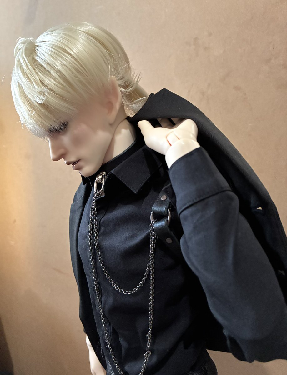 dis_Addiction's tweet photo. #disAddiction
70㎝クラス 本革ハーネス 黒×銅
チョーカーは分離型 https://t.co/Wo4D5phWyG