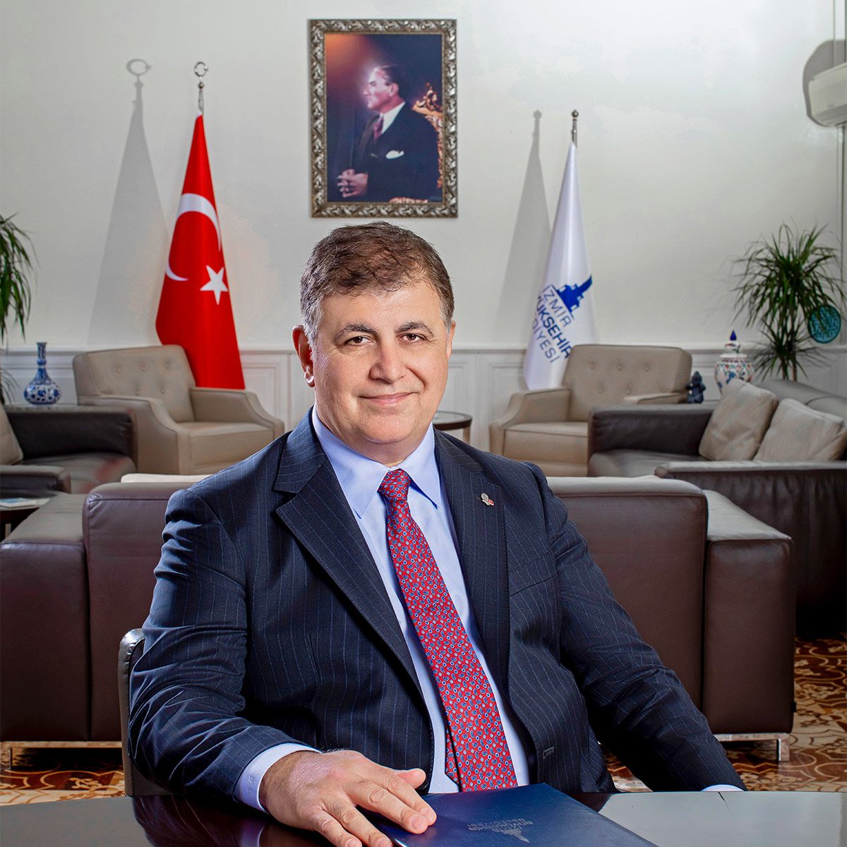 bosunatiklama's tweet photo. İzmir Büyükşehir Belediye Başkanı Cemil Tugay, önümüzdeki hafta AK Parti'ye katılacak. (A Haber) https://t.co/8nGfGYZW3V