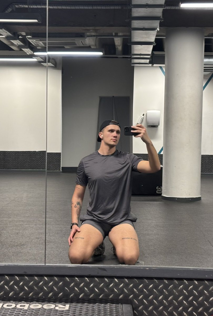 Svenxoxx's tweet photo. First post kinda nervous 😮‍💨 https://t.co/alqwaWYnrd