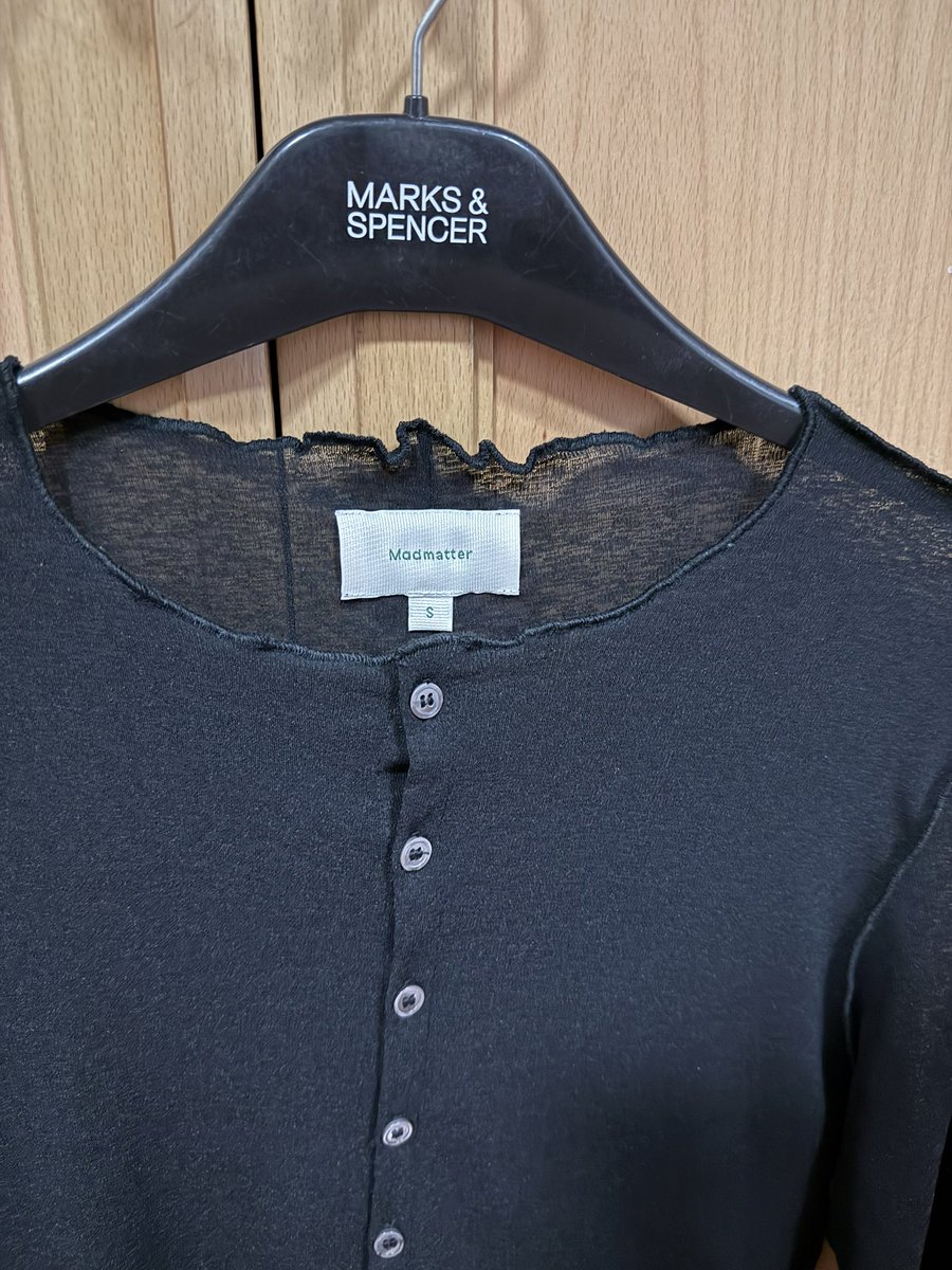 kunong2508's tweet photo. ส่งต่อเสื้อ madmatter studio size S อก 33 📍650.- ส่งฟรี

🪐รูปเพิ่มเติม DM

#ส่งต่อmadmatterstudio 
#madmatterstudio #somethingapparels #ส่งต่อกระเป๋า
#stylistshopมือสอง #ส่งต่อstylistshop #maisonkeepsส่งต่อ #mtirส่งต่อ #ส่งต่อเสื้อผ้า #โล๊ะตู้เสื้อผ้า #ส่งต่อrallymovement https://t.co/Xq7i5xsDbi