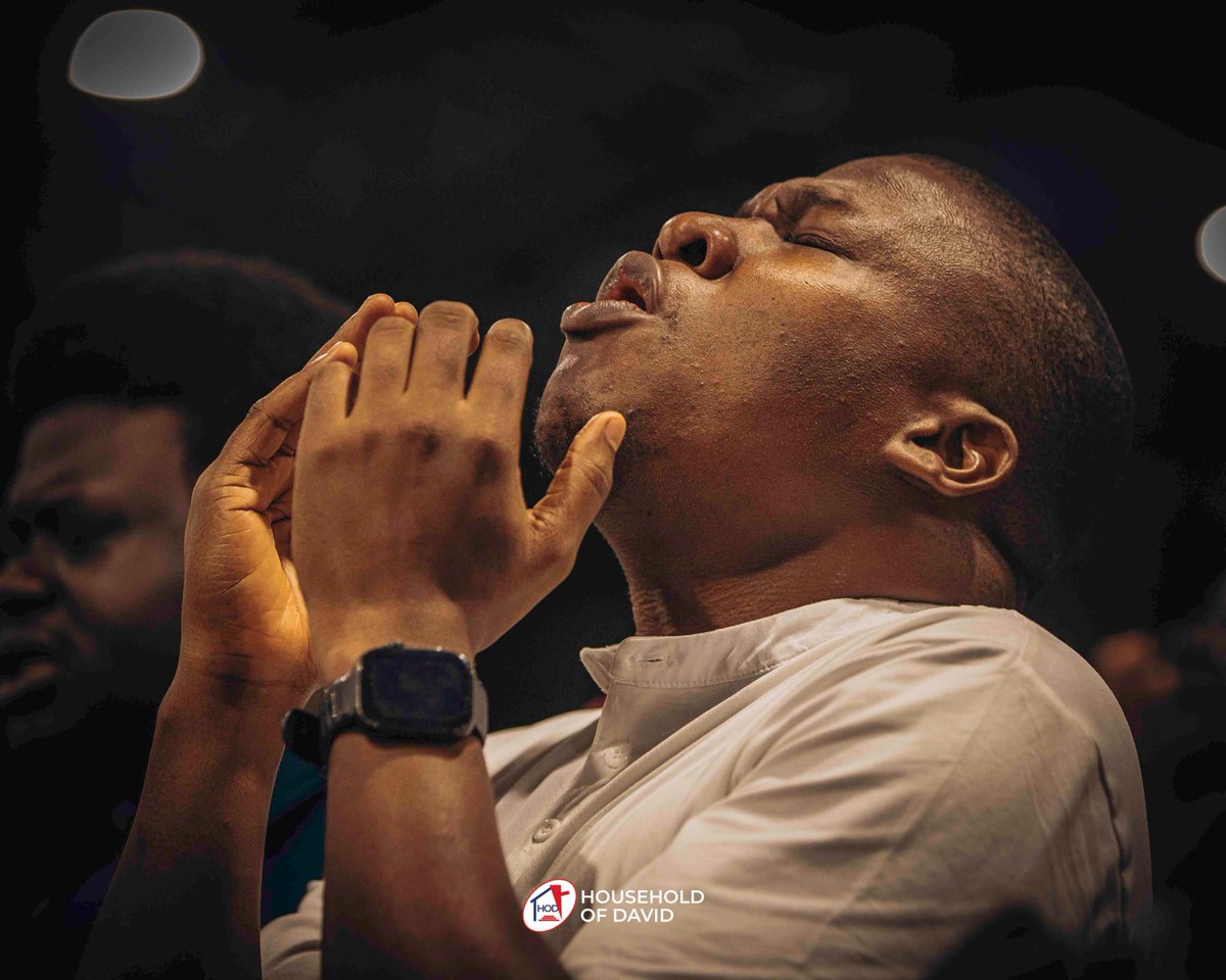 HODChurchNG's tweet photo. Who else has the power to completely heal, deliver and deserves all thanks? Jesus! This was the core of Pastor Abigail and Pastor Olatutu's powerful prayer ministration.
#HouseholdofDavid #MercyEncounters https://t.co/SKG6qknRWJ