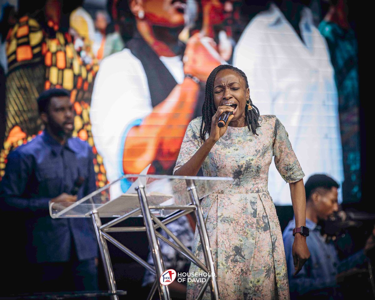 HODChurchNG's tweet photo. Who else has the power to completely heal, deliver and deserves all thanks? Jesus! This was the core of Pastor Abigail and Pastor Olatutu's powerful prayer ministration.
#HouseholdofDavid #MercyEncounters https://t.co/SKG6qknRWJ