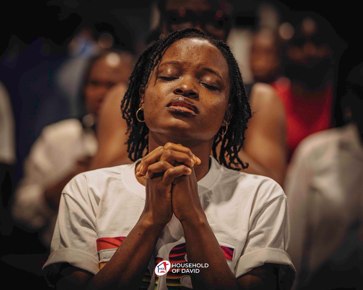 HODChurchNG's tweet photo. Who else has the power to completely heal, deliver and deserves all thanks? Jesus! This was the core of Pastor Abigail and Pastor Olatutu's powerful prayer ministration.
#HouseholdofDavid #MercyEncounters https://t.co/SKG6qknRWJ
