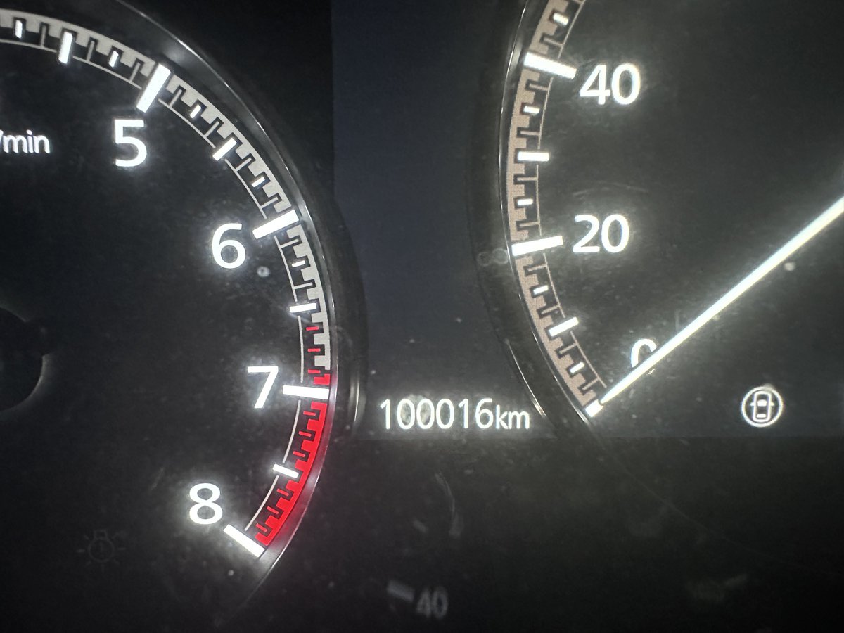 cawa_mazda3's tweet photo. 走行距離10万キロ突破！
先月さわやか開店アタックした時に3時間待ちで、調べたら予約受付方法変わってて...リベンジで今日は30分待ちで入れた😌
美味でした😋 https://t.co/dbqIzSkrsD