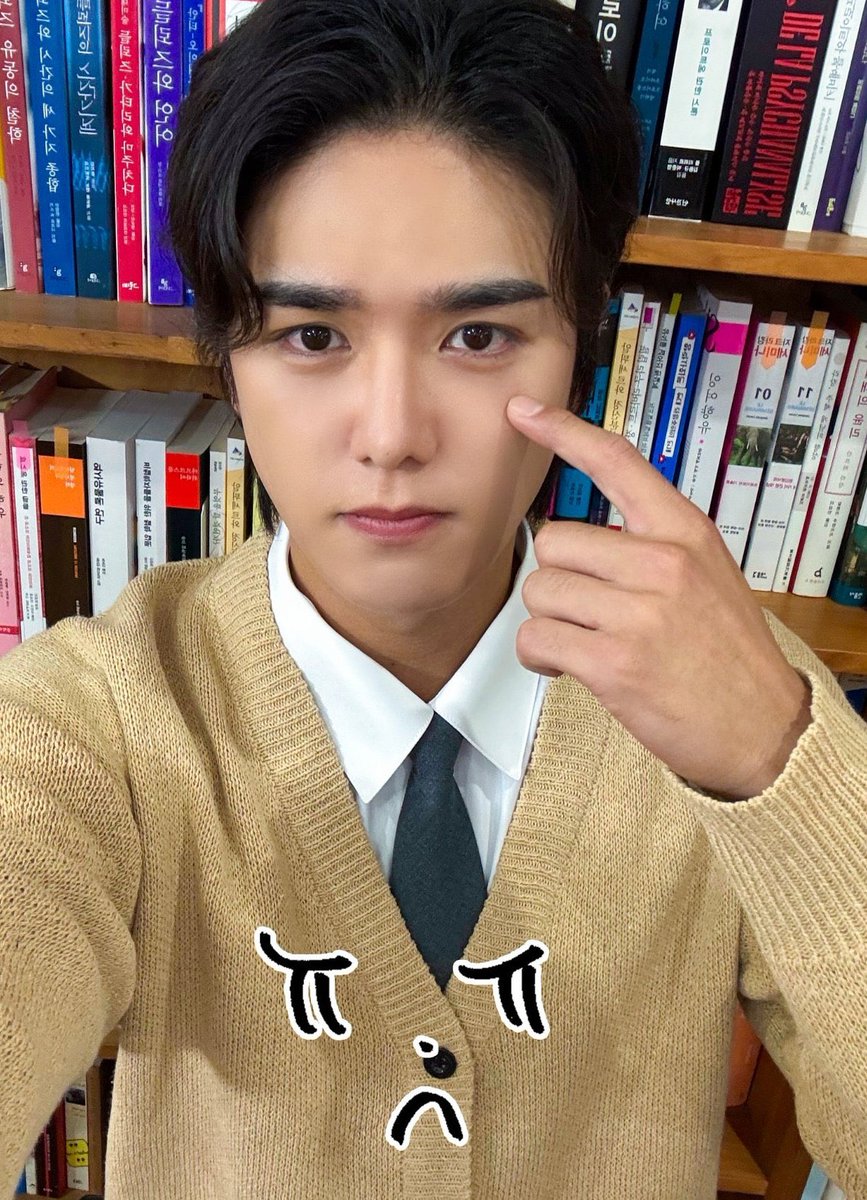 lan_boli1718's tweet photo. 🥺 https://t.co/TSlhHygmlL