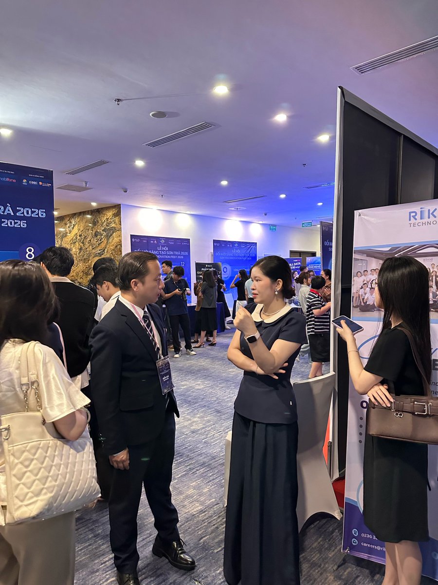 RIKAI_Tech's tweet photo. RIKAI GROUP、SON TRA INNOVATION FEST 2026に出展！
SIF 2026は、AI・テクノロジー・教育・イノベーションをテーマに、企業や専門家、コミュニティが集うイベントです。
RIKAI GROUPは会場で
🔹 RIKAI Technology
🔹 ALOO – Travel eSIM
🔹 RIKAI Global Exchange Hub（REH）
https://t.co/iRFV4ydfi1 https://t.co/sd6E0X6kM2