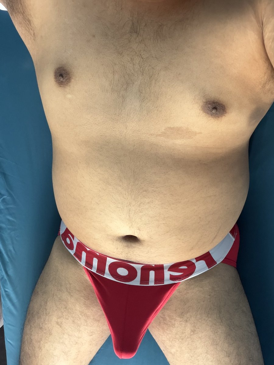 haris012345678's tweet photo. It’s weekend and im wearing red 😛 https://t.co/HpbTVxyCrN