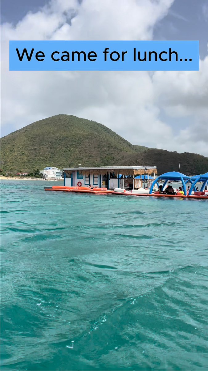 bela_arantes's tweet photo. Have you visited Balaou Floating Restaurant in Grand Case, St. Martin? Enjoy lunch offshore with water views and a lively atmosphere. Reservations recommended. What did you think? https://t.co/mD1NlPCvdO