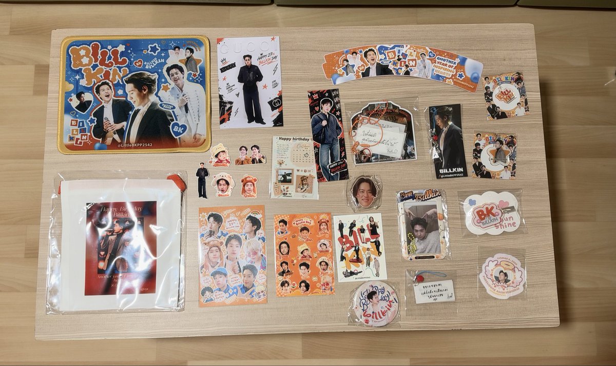 zhoccho's tweet photo. เป็นคาเฟ่ที่ไปสะดวกมากติด bts สนามเป้าลงมาเจอเลย วันนี้รีบไปรีบกลับมากๆเพราะต้องมาเฝ้าน้องที่รพ. ต่อ ว่าจะเอาที่รองเม้าส์แผ่นใหญ่มาให้ แต่เอาแผ่นเล็กไปก่อนนะ 😊
#HBDBILLKINxLITTLEBKPP2542
#LittleBKPP2542
#BILLKIN27thEdition
#แฮปปี้บิวกิ้นเดย์กิ้ฟอะเวย์27
#ProjectForBillkin27th https://t.co/TwR2fd8r5R