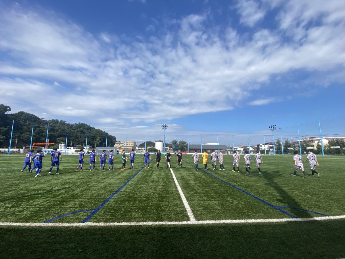 itsportsleague's tweet photo. ⚽️第23回ITサッカーリーグ 本日開幕⚽️
第1節 #フロンタウン生田 にて、
#日本ビジネスシステムズ JBS 
vs
#アイエックス・ナレッジ IKI
の試合が行われました☀️
前半にJBSが岡村選手の2得点でリード。IKIは後半開始1分で1点を返すも、JBSがすぐに1点を取り返し、試合は3対1でJBSの勝利！！ https://t.co/d2Eki0bxMi