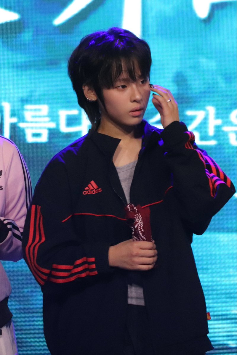 antifreeze66's tweet photo. #명지전문대 #축제 #fyp #댄스부 #연영과 https://t.co/r4wlTevELv