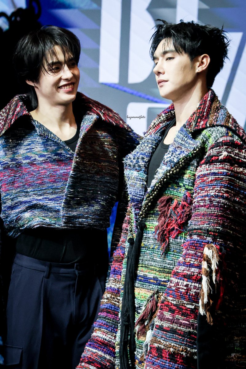D5xfa2BudOojsvL's tweet photo. หมวย งอนอารายเฮียครับ 😝🤭

TEEHENG AT SIAM CENTER BIFW26
#SiamCenterBIFW2026xTEEHENG
#TeeHeng
#teeboonyakait
#hengmarkii https://t.co/mhJSUDQAl0